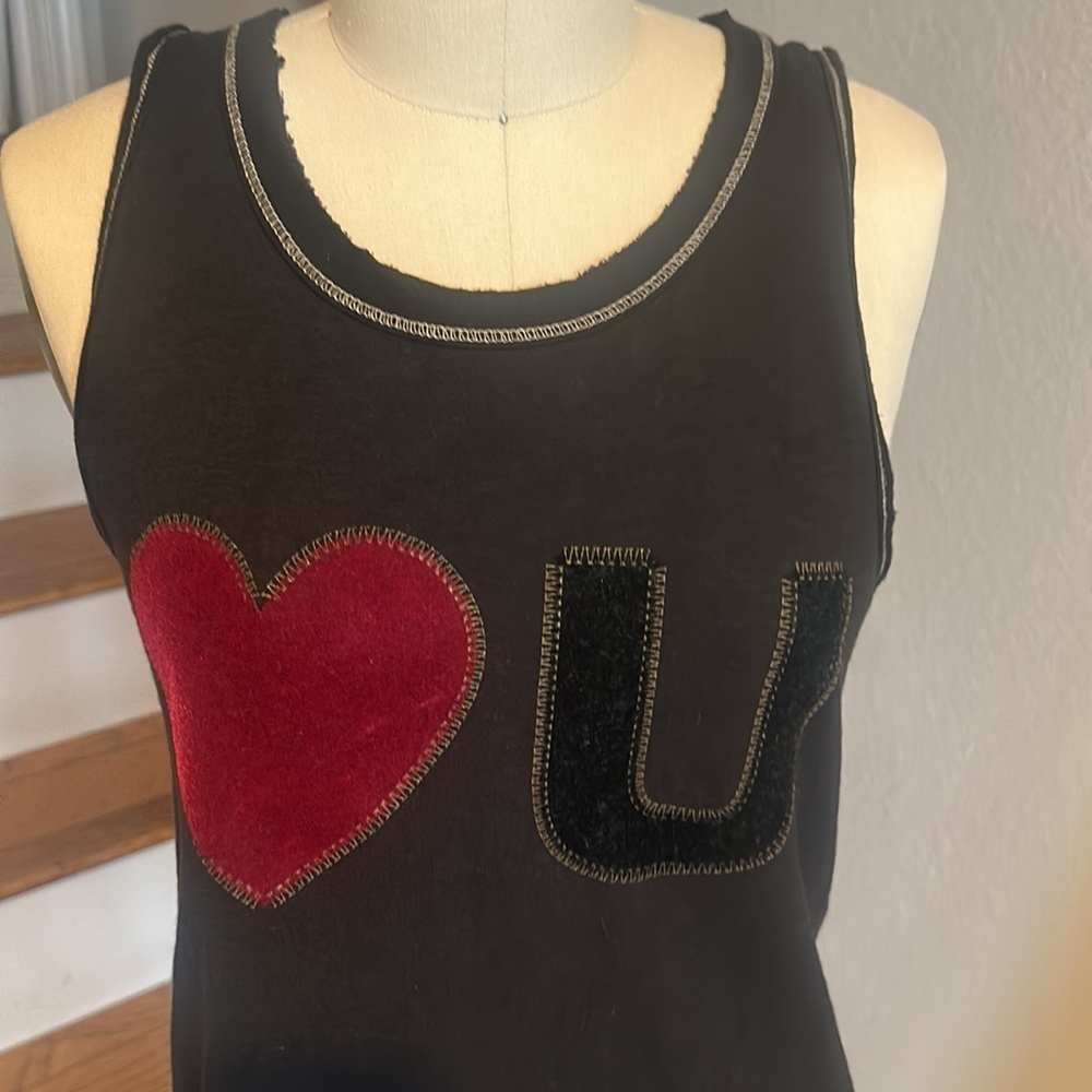 Unsweetened New York Love U Tank Top Black & Red - Picture 4 of 9